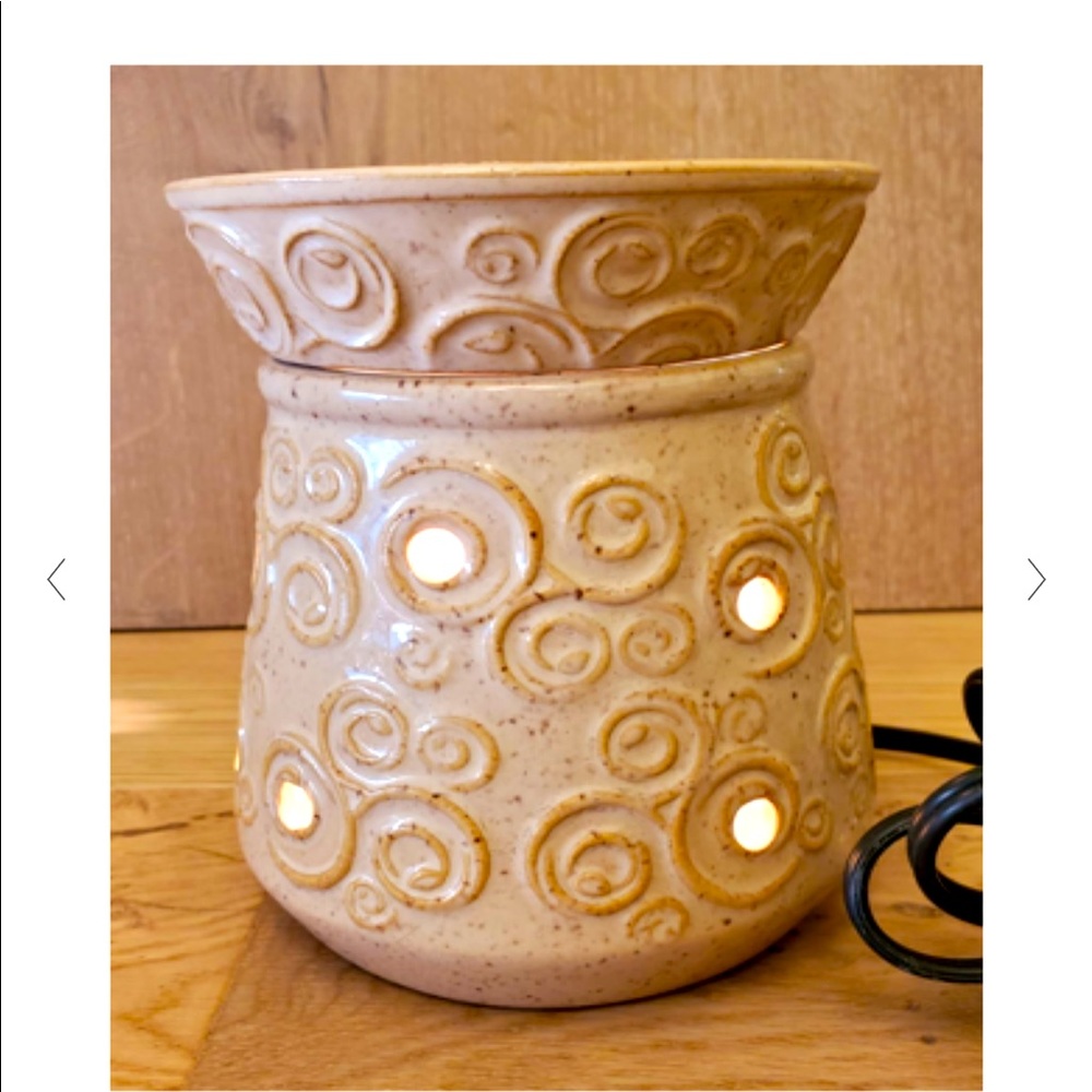 Scentsy warmer